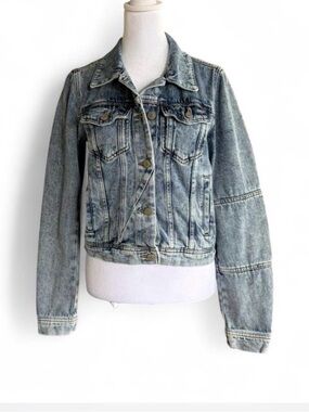 Free People Faded Light Blue Denim Trucker Jacket